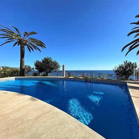 Tuhillo 2d Seaview Casasol Апартаменты *